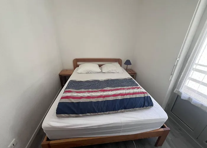 Famille A Avec Balcon, Casier A Ski, Ideal Pour 4 Personnes - Fr-1-812-36 * Cauterets